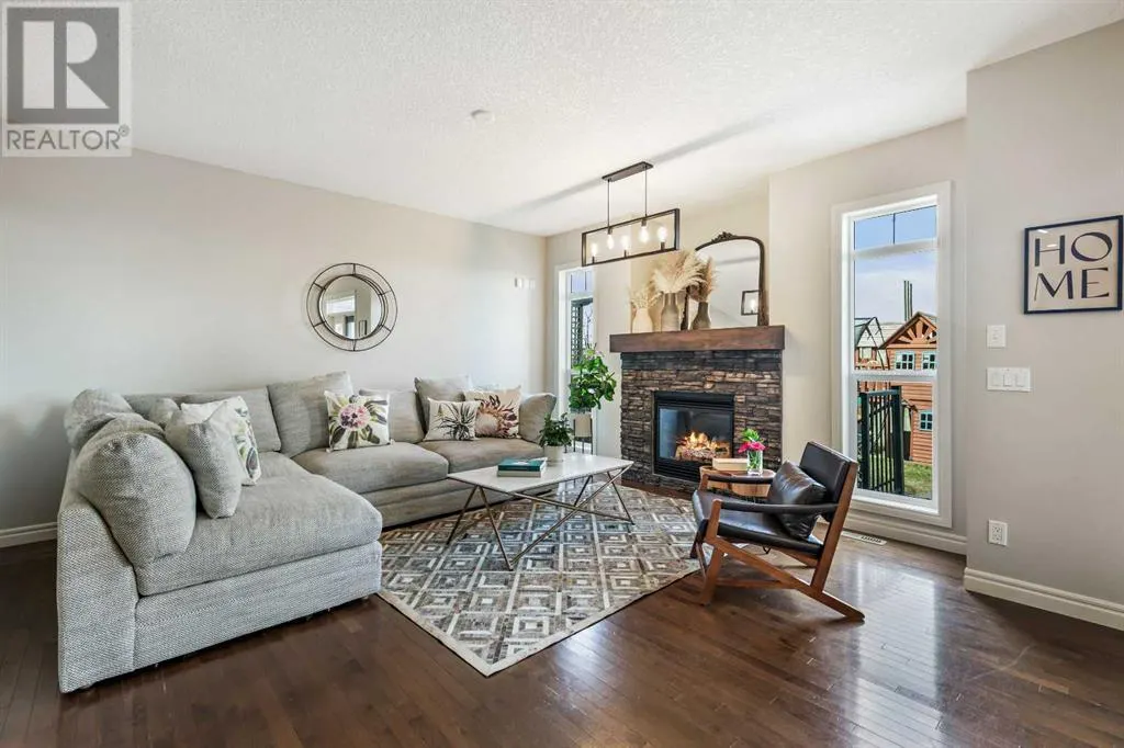 383 Mahogany Terrace SE