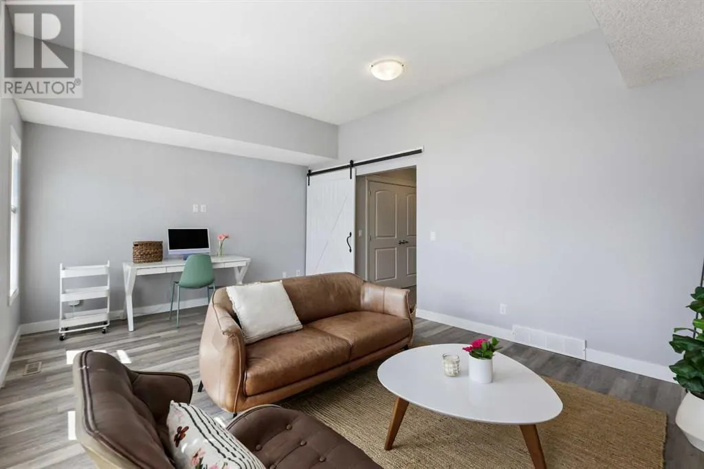 383 Mahogany Terrace SE