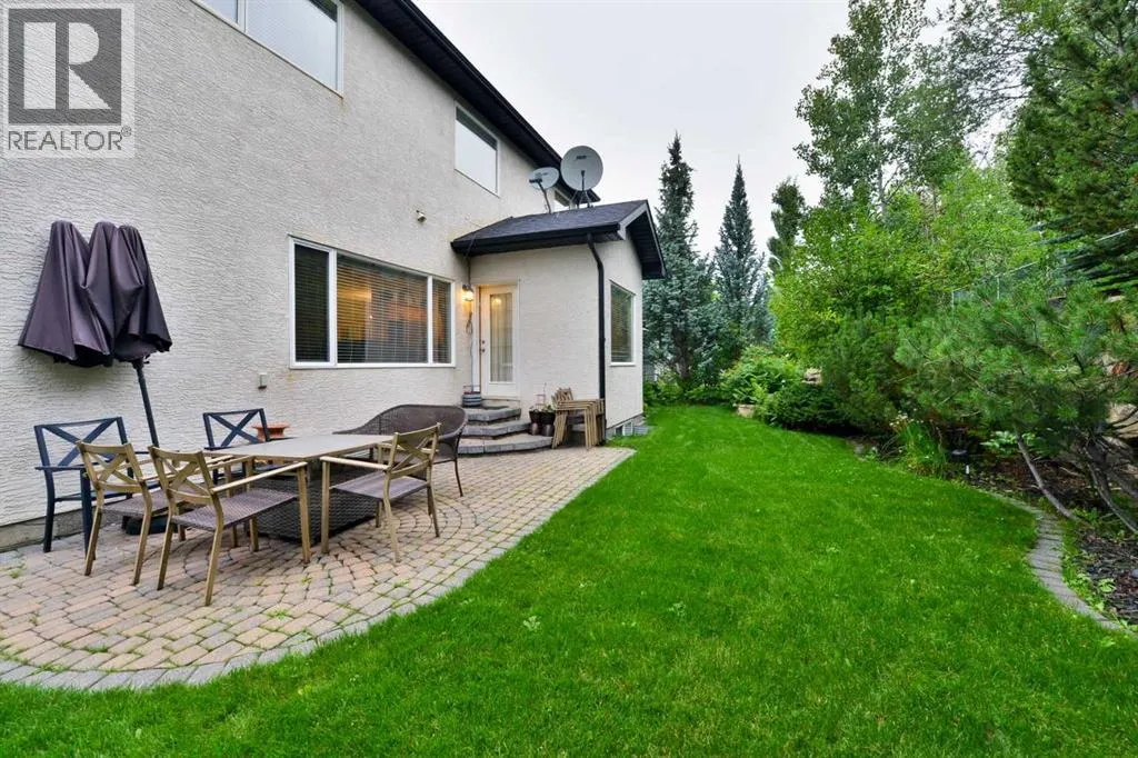 230 Simcoe View SW