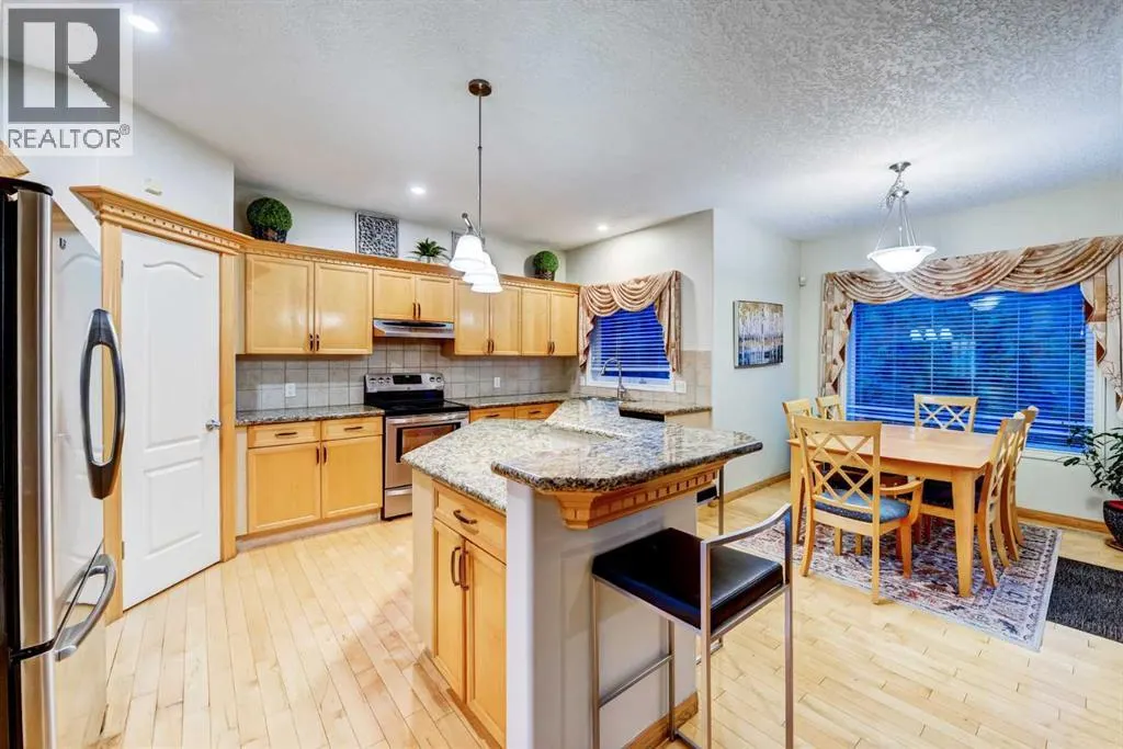 230 Simcoe View SW