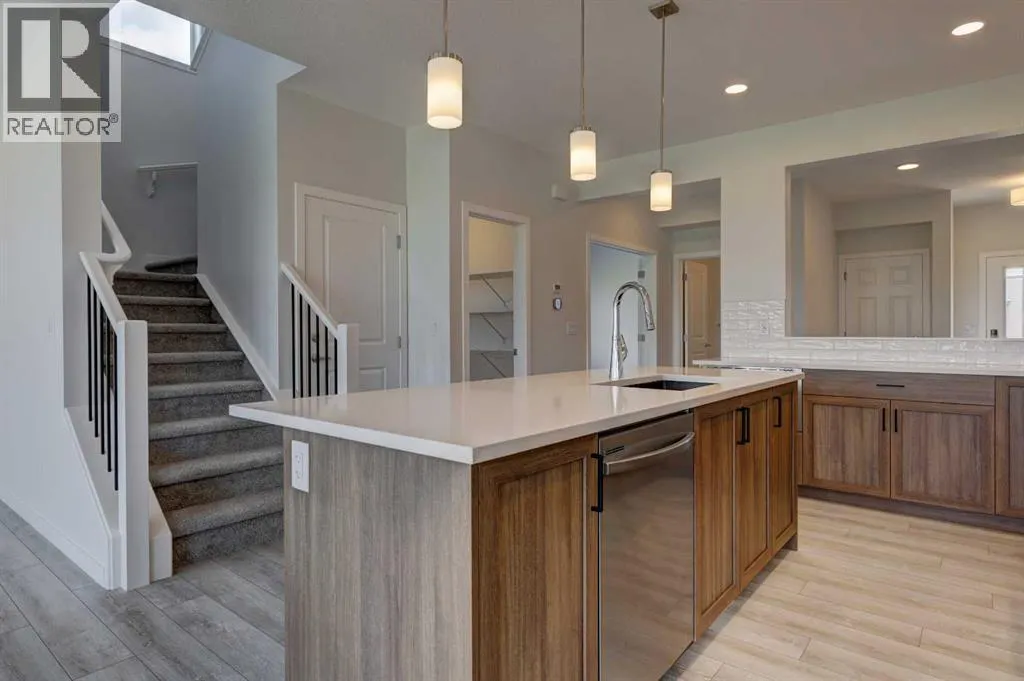 98 Silver Spruce Road SW