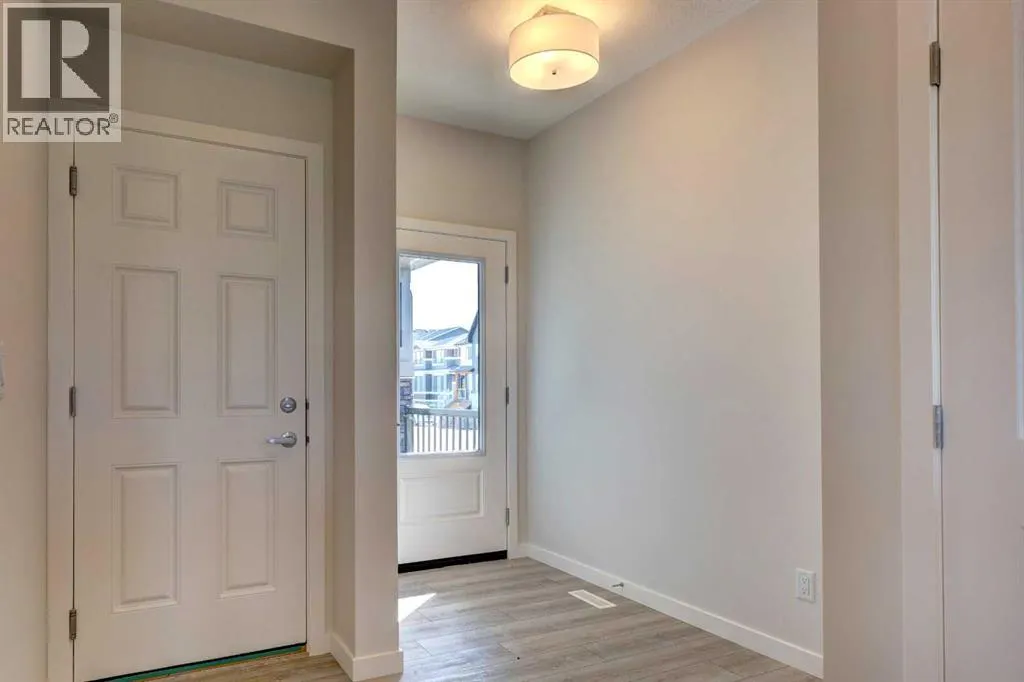 98 Silver Spruce Road SW