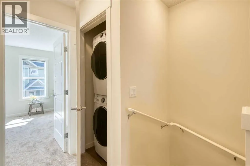711, 135 Mahogany Parade SE