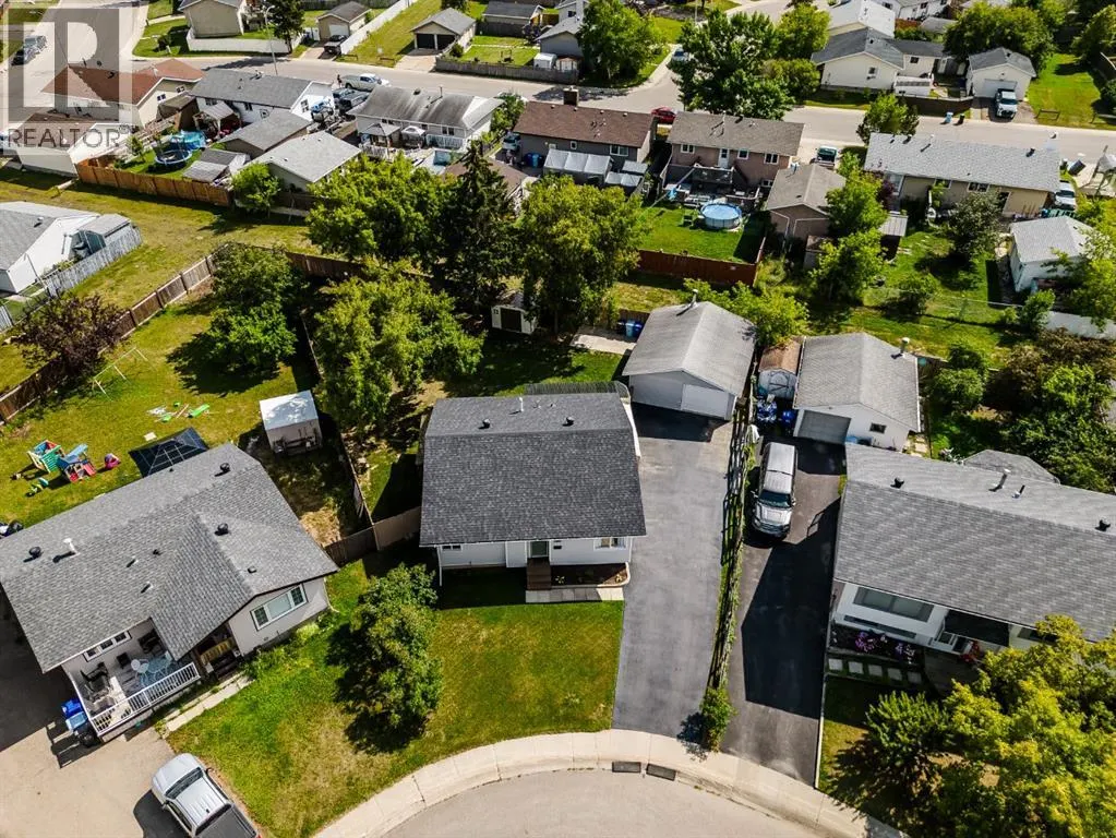 208 Silvertip Place