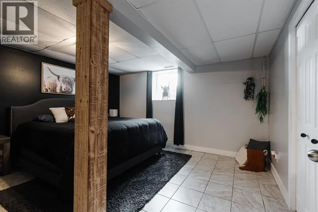 208 Silvertip Place