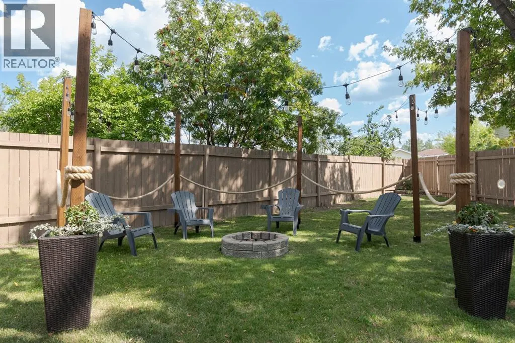 208 Silvertip Place