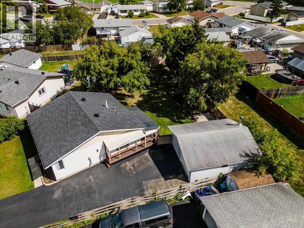 208 Silvertip Place
