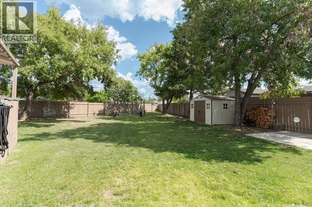 208 Silvertip Place