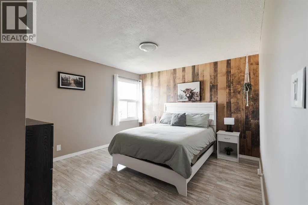 208 Silvertip Place