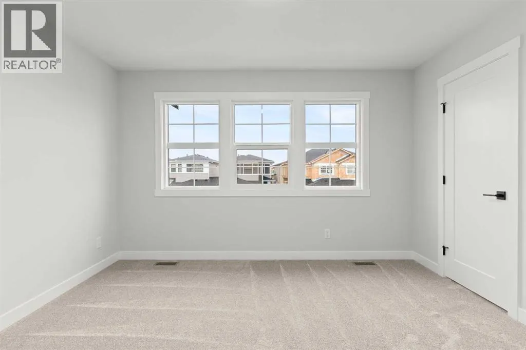 479 Kinniburgh Loop