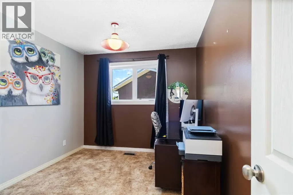 220 Silvertip Place