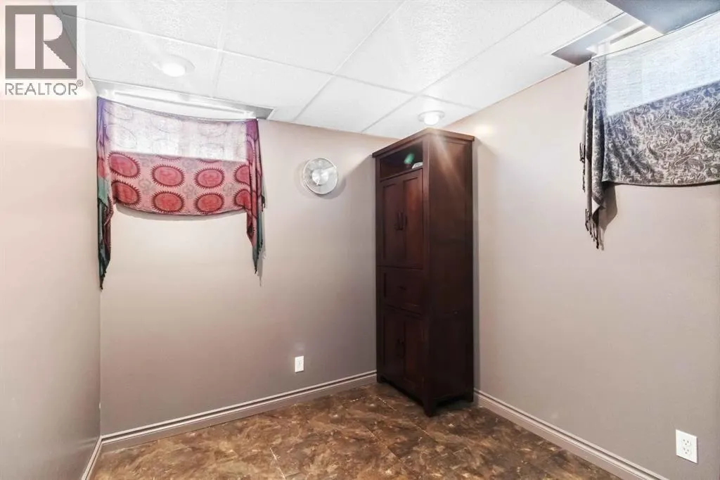 220 Silvertip Place