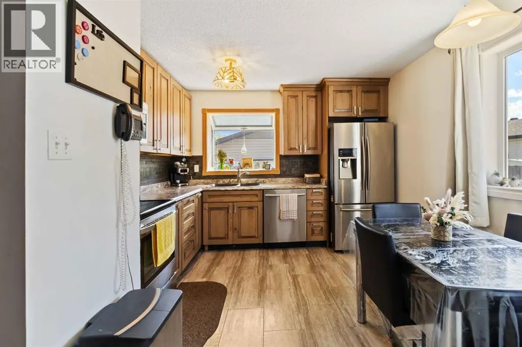220 Silvertip Place