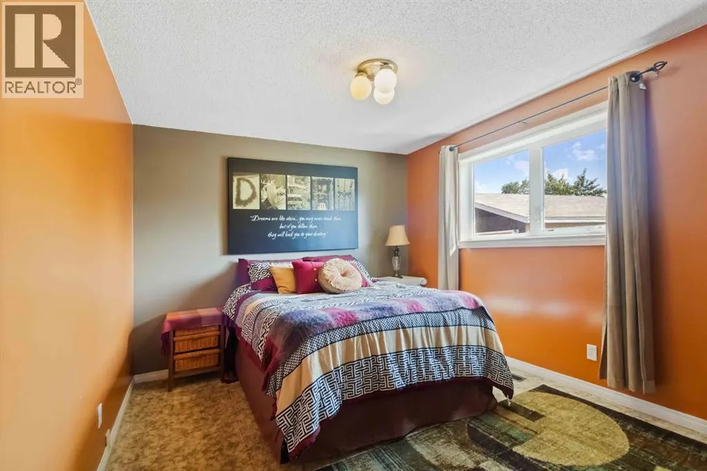 220 Silvertip Place