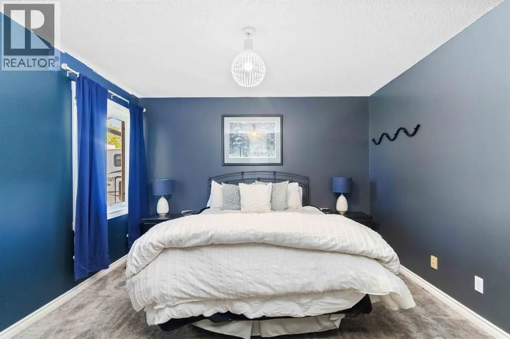 220 Silvertip Place