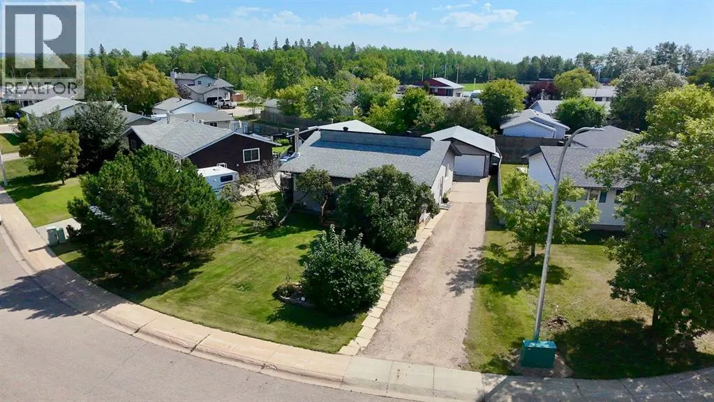 220 Silvertip Place