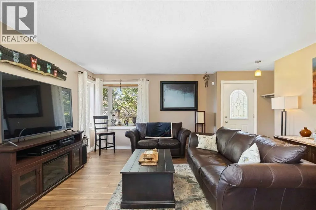220 Silvertip Place