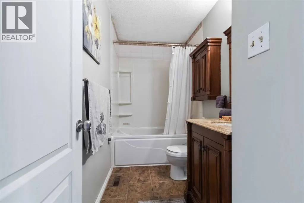 220 Silvertip Place