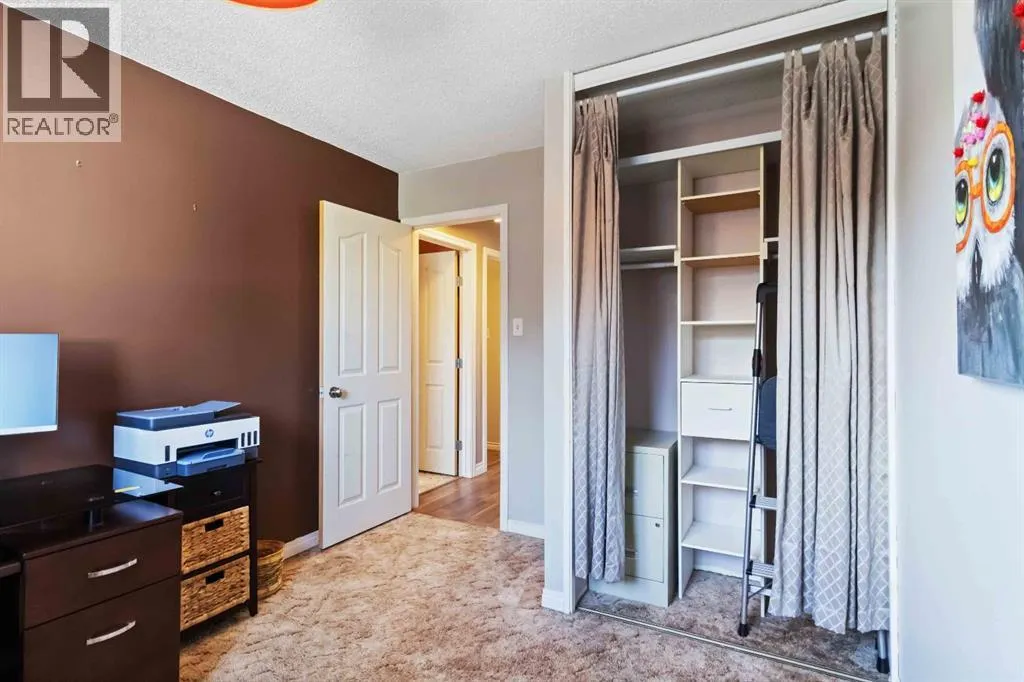 220 Silvertip Place