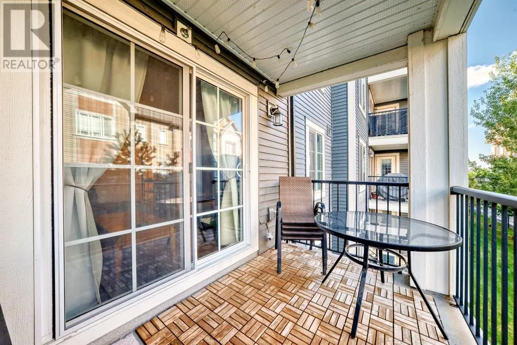 2206, 99 Copperstone Park SE