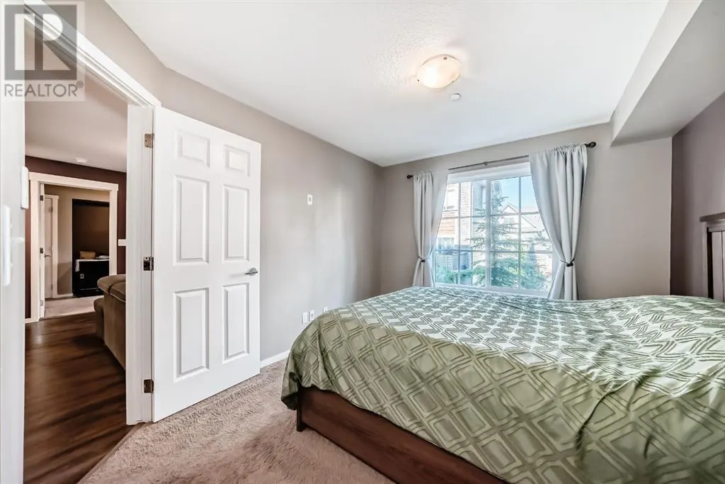 2206, 99 Copperstone Park SE
