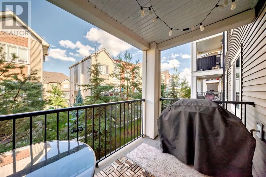 2206, 99 Copperstone Park SE