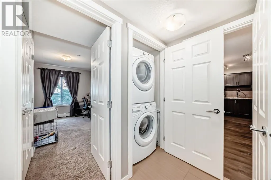 2206, 99 Copperstone Park SE