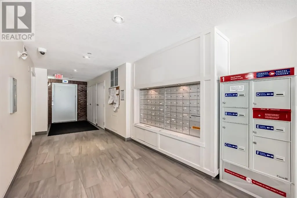 2206, 99 Copperstone Park SE