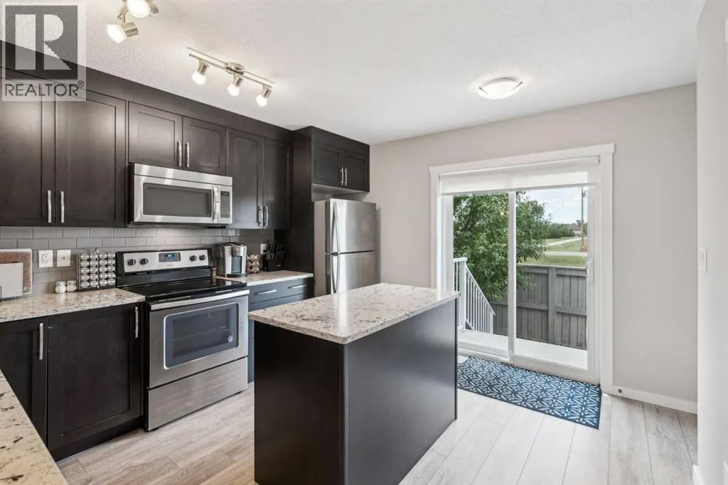 1110, 2400 Ravenswood View SE