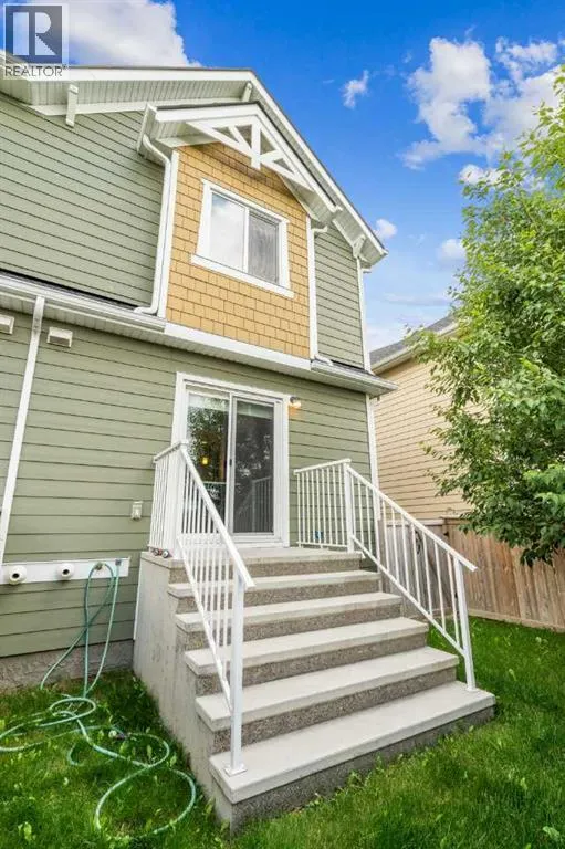 1110, 2400 Ravenswood View SE