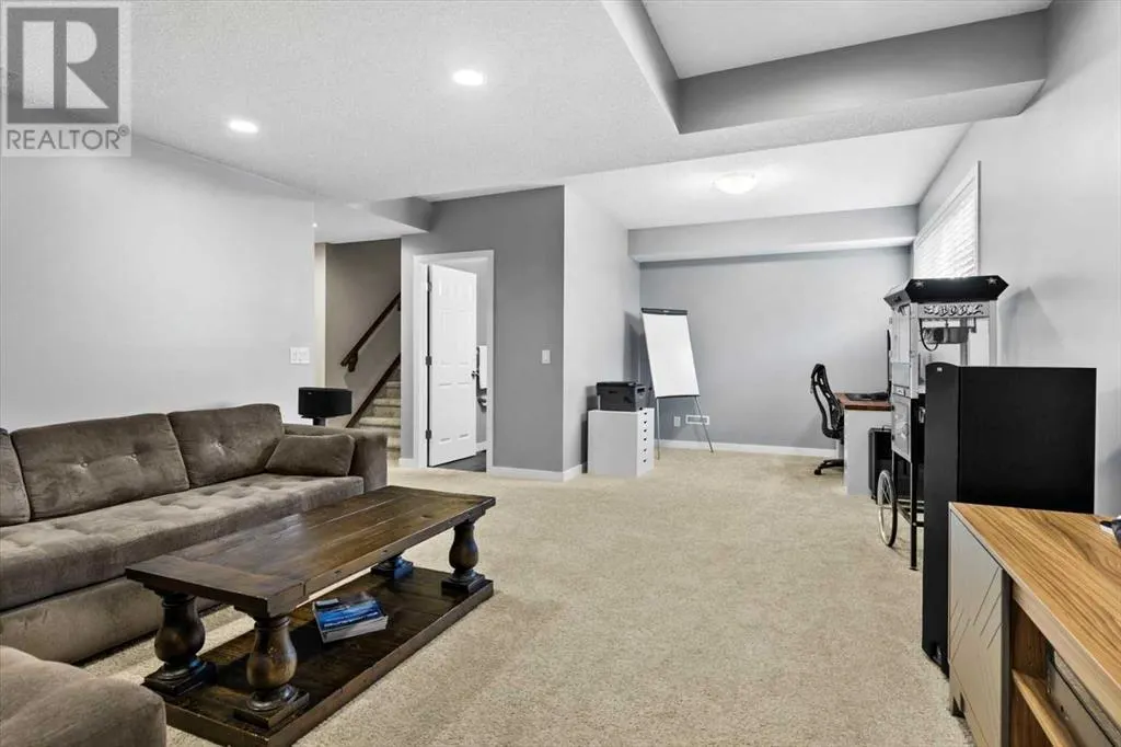 1881 Reunion Terrace NW