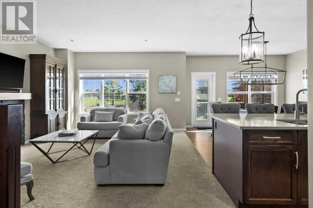 1881 Reunion Terrace NW