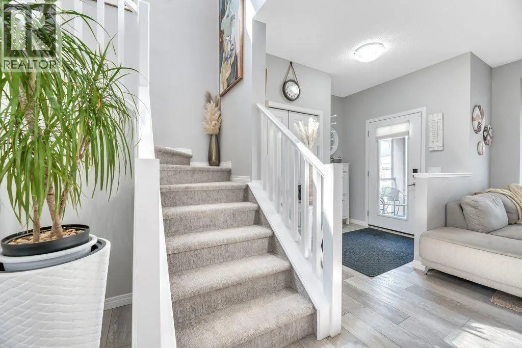 501 CHINOOK GATE Square SW