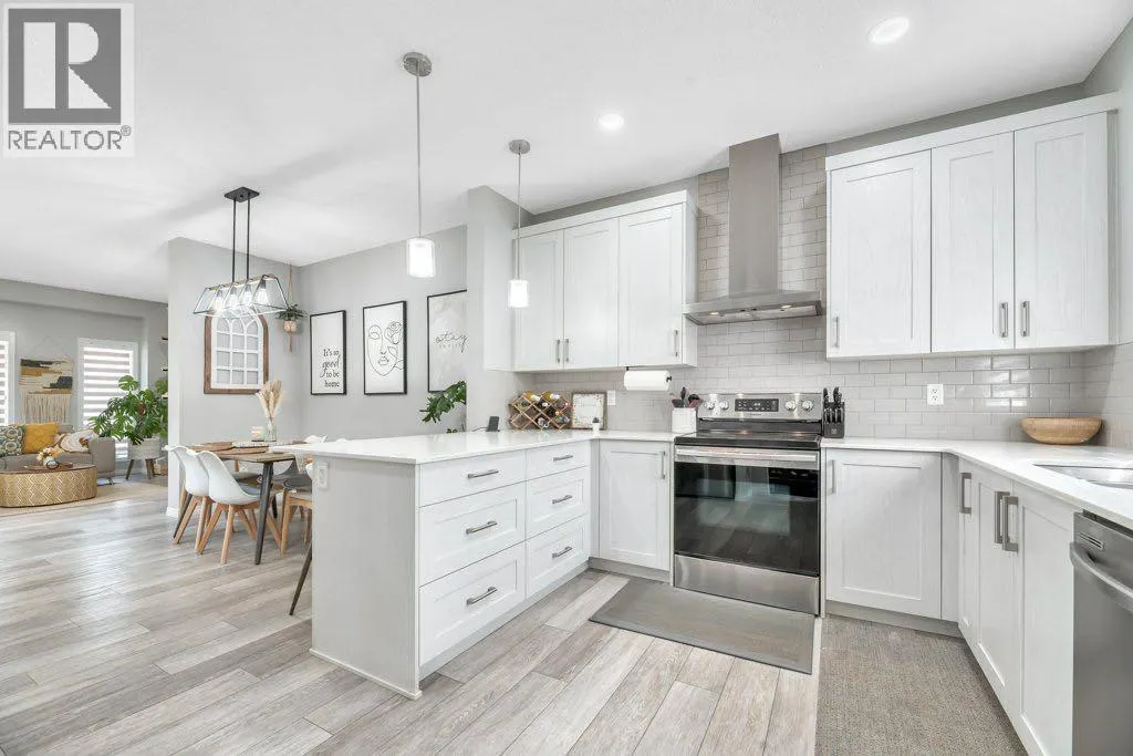 501 CHINOOK GATE Square SW