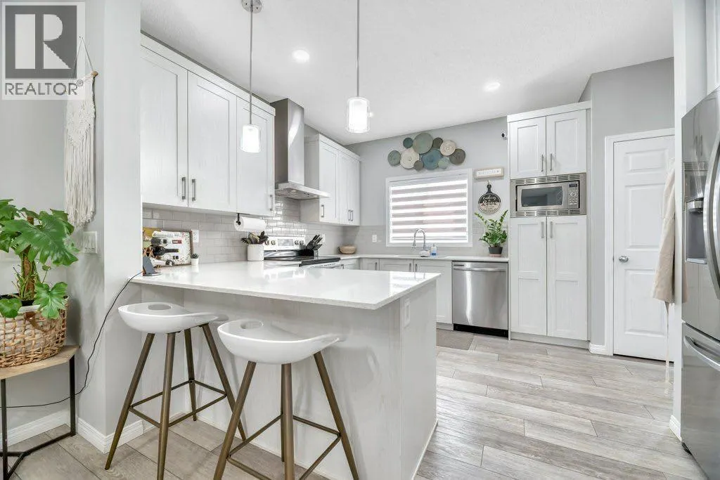 501 CHINOOK GATE Square SW