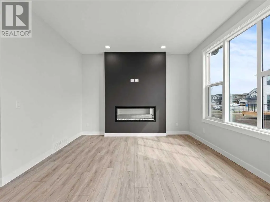 271 Kinniburgh Loop