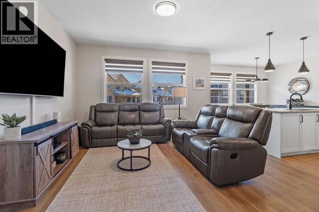 204, 201 Cooperswood Green SW