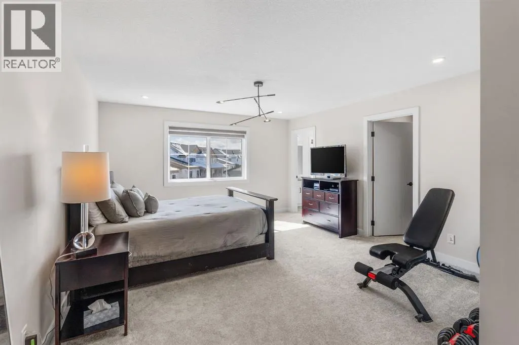 204, 201 Cooperswood Green SW