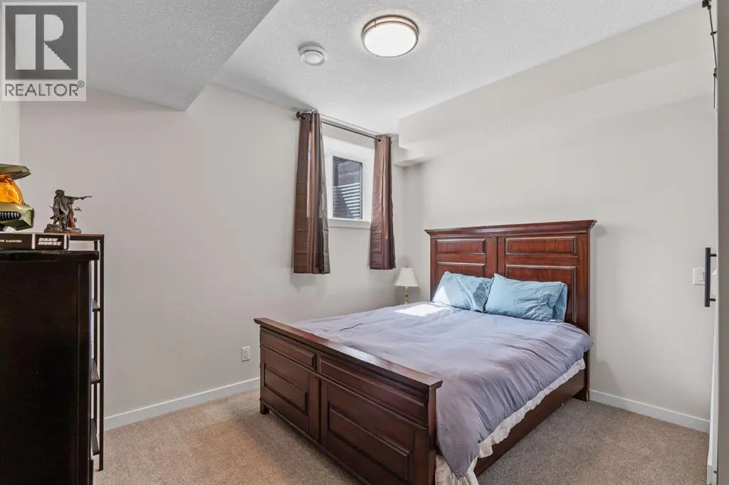 204, 201 Cooperswood Green SW