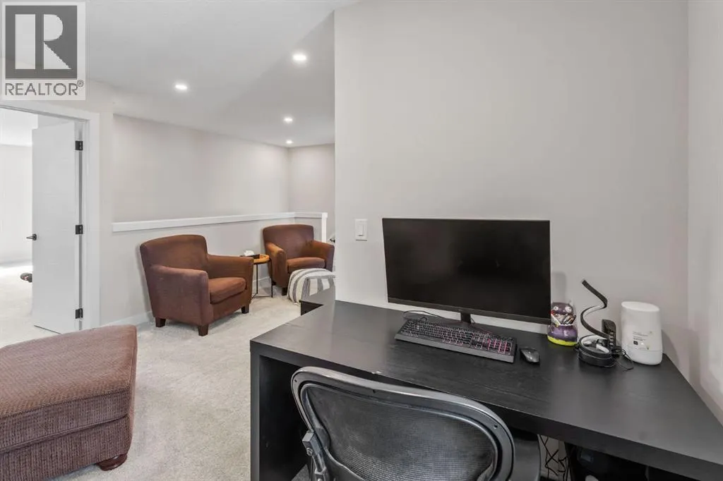 204, 201 Cooperswood Green SW