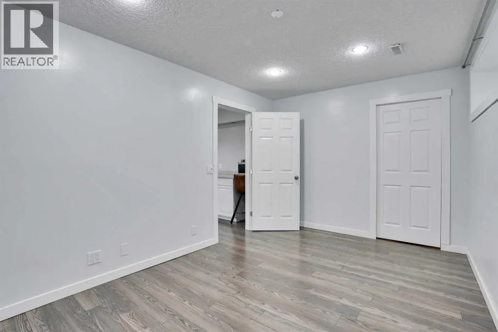 100 Cranberry Circle SE