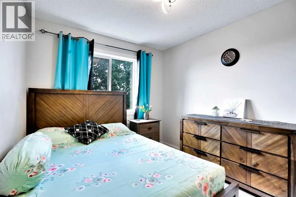 100 Cranberry Circle SE