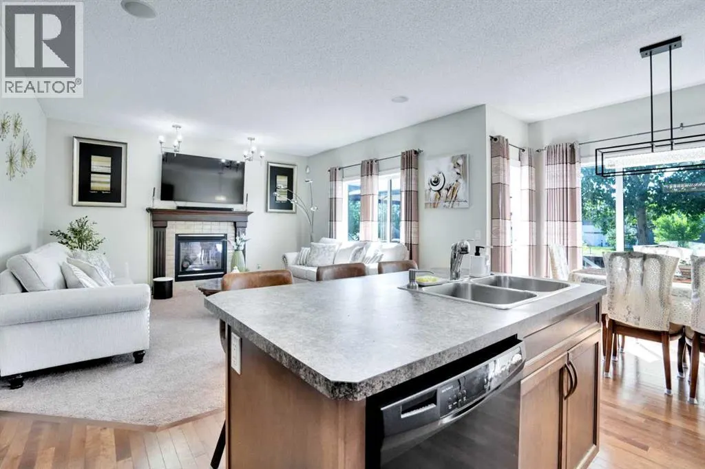 100 Cranberry Circle SE
