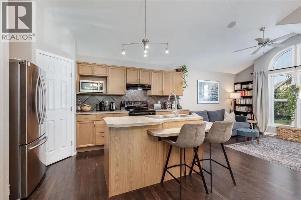 15 COPPERFIELD Rise SE