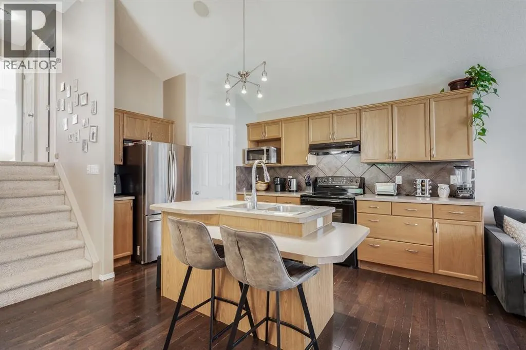 15 COPPERFIELD Rise SE