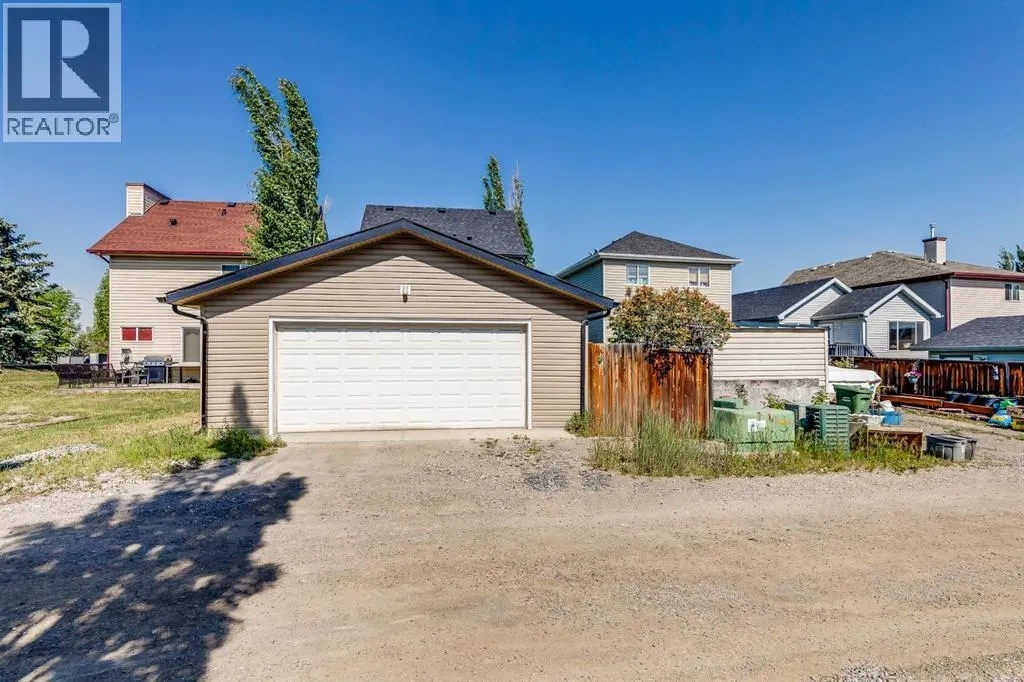 15 COPPERFIELD Rise SE