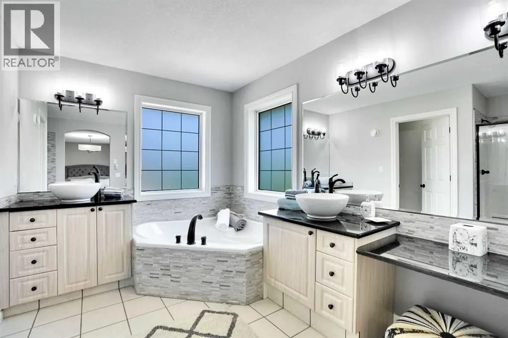187 Gleneagles View