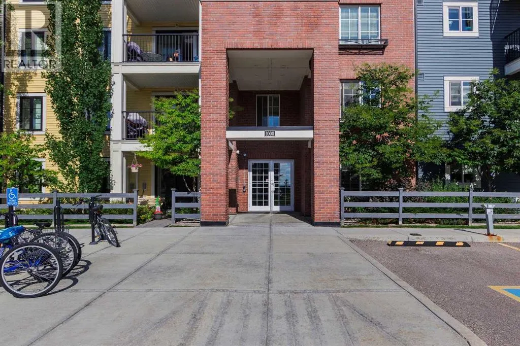 #1109, 99 Copperstone Park SE