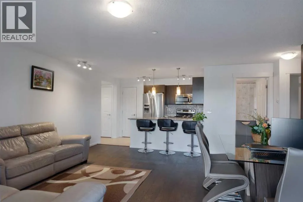 #1109, 99 Copperstone Park SE