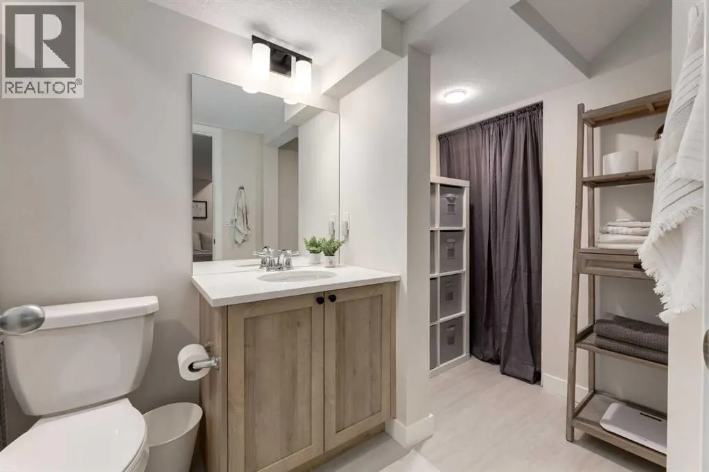 34 LAWRENCE Green SE